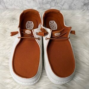 HEYDUDE Women's Wendy University of Texas slip-on shoes